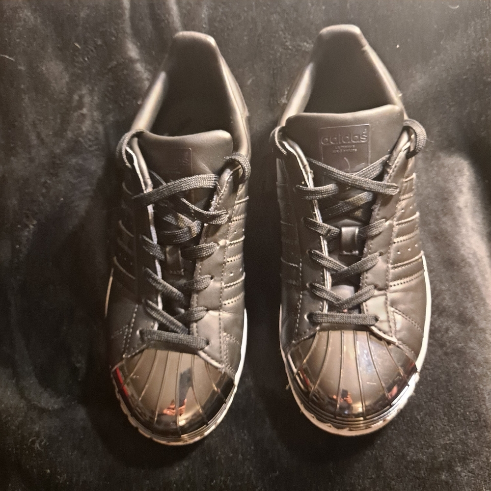 Adidas Black Sneakers with Unique Toe Design